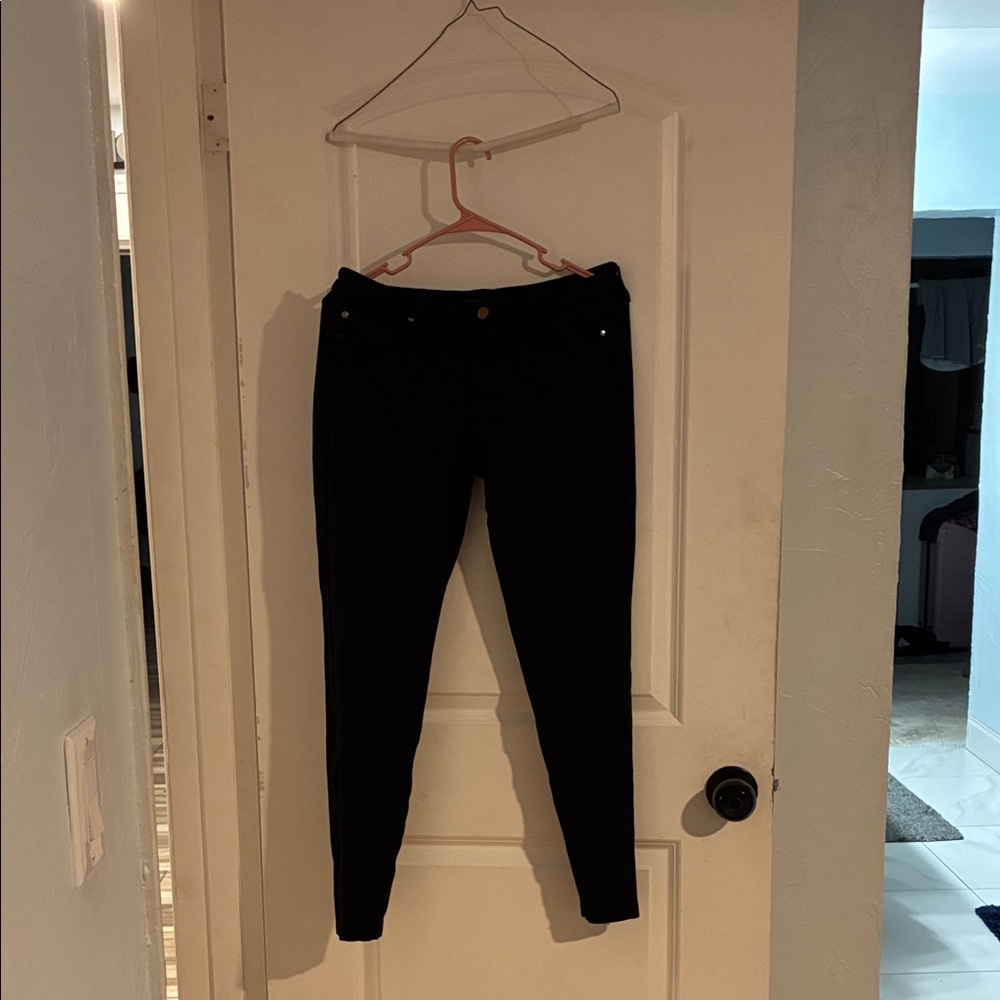 Liverpool Black Skinny Pants